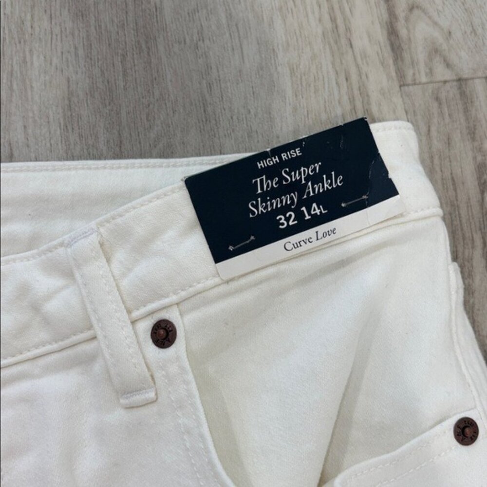 Abercrombie & Fitch mid rise super skinny ANKLE White Jeans size 32 NWT STRETCH - Picture 5 of 11